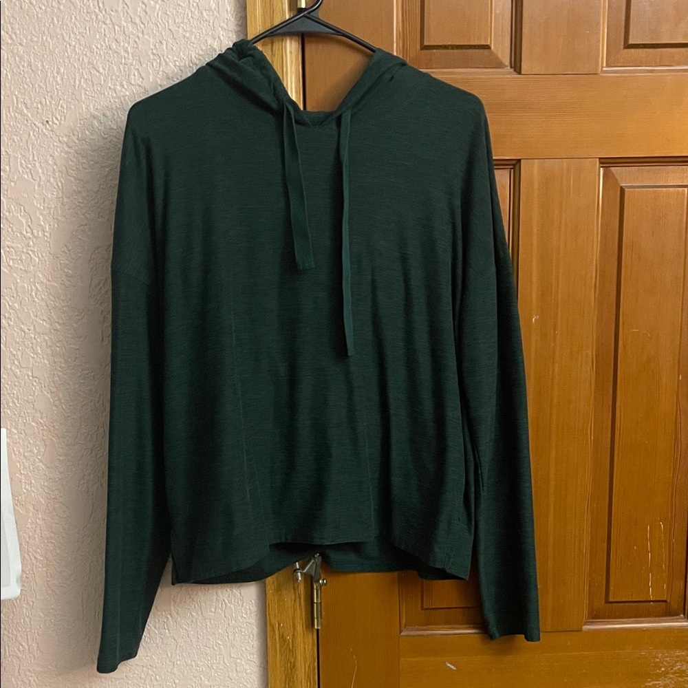 Green Hooded Long Sleeve Top